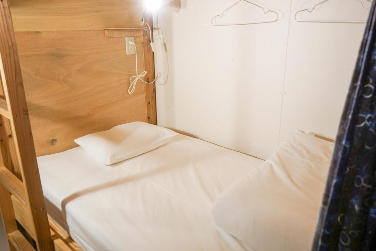 Hostel Tangatable Kitakjusu Kültér fotó
